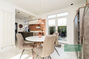 Photo 11- click for photo gallery